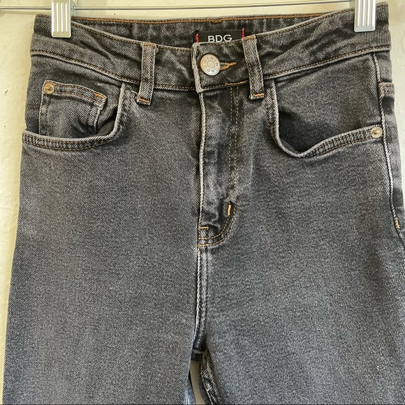 BDG Urban Outfitters Girlfriend High Rise Jean - Picture 5 of 13